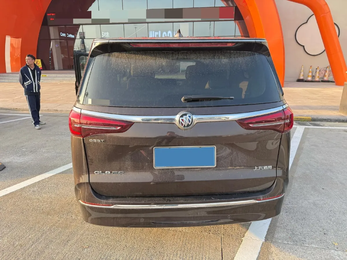2021 Buick GL8 2.0T 237HP L4 9AT,autocango,china used car exporter,china ev exporter,chinese used car exporter,chinese used ev exporter