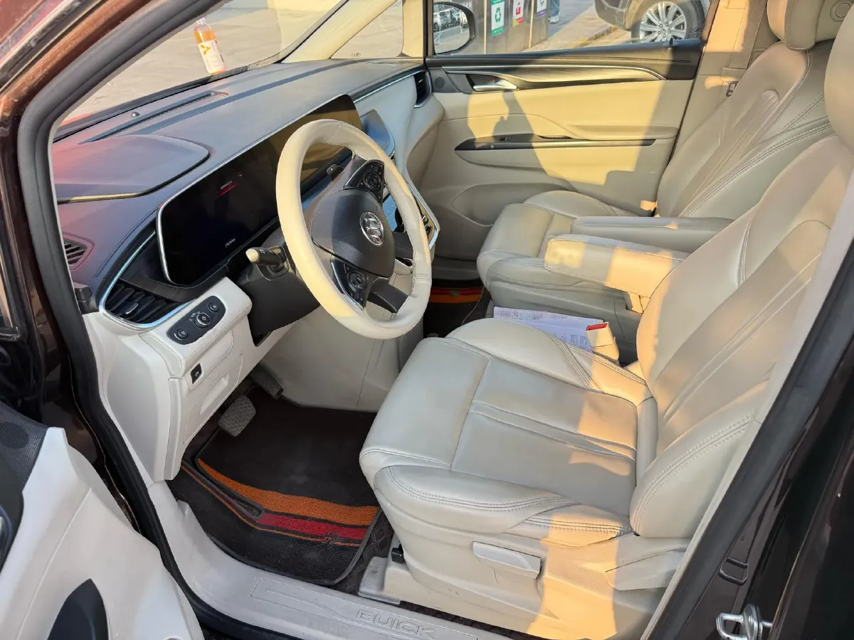 2021 Buick GL8 2.0T 237HP L4 9AT,autocango,china used car exporter,china ev exporter,chinese used car exporter,chinese used ev exporter