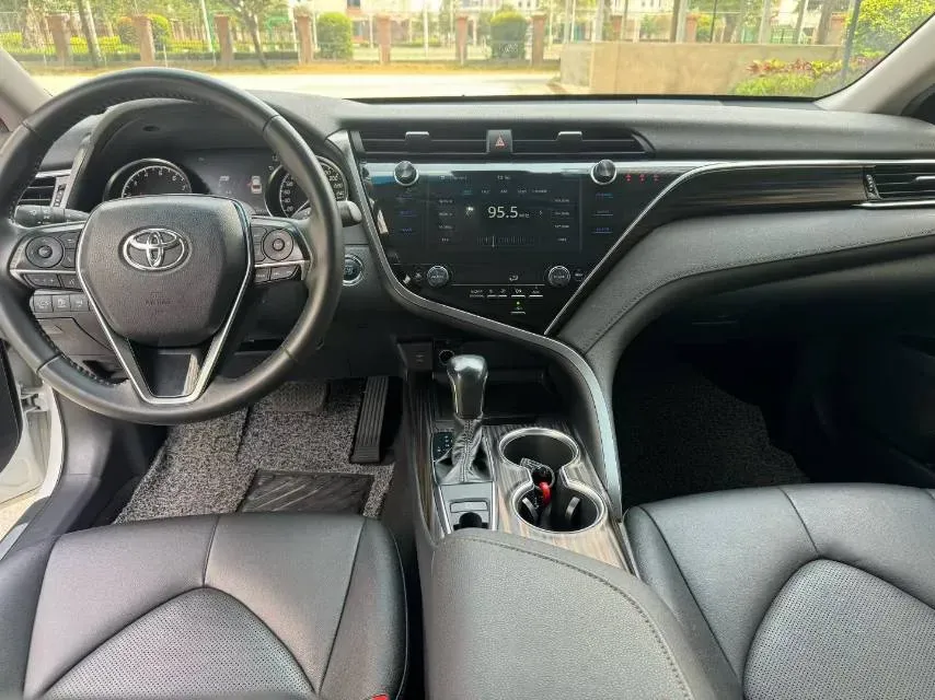 2019 Toyota Camry 2.0L 178HP L4 CVT,autocango,china used car exporter,china ev exporter,chinese used car exporter,chinese used ev exporter