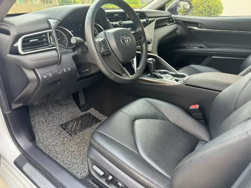 2019 Toyota Camry 2.0L 178HP L4 CVT,autocango,china used car exporter,china ev exporter,chinese used car exporter,chinese used ev exporter