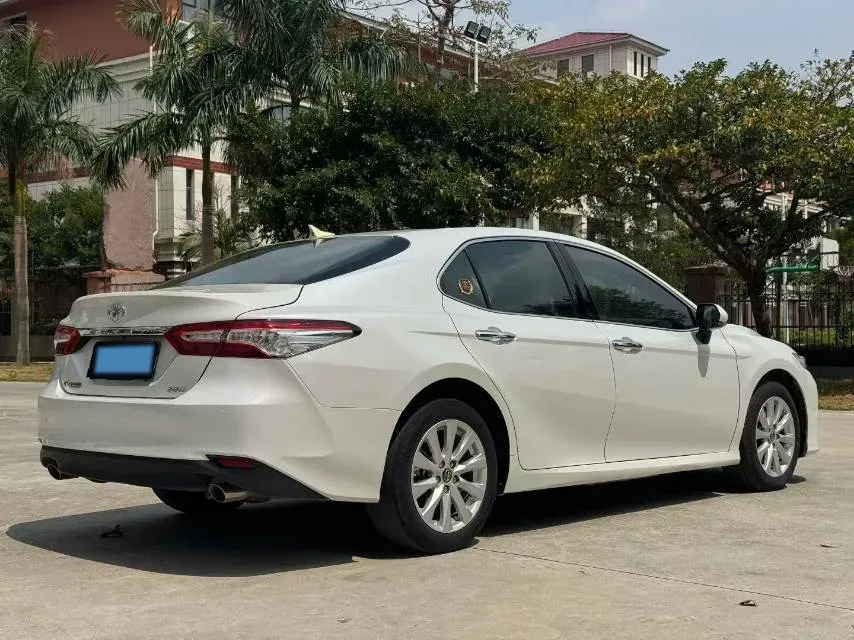 2019 Toyota Camry 2.0L 178HP L4 CVT,autocango,china used car exporter,china ev exporter,chinese used car exporter,chinese used ev exporter