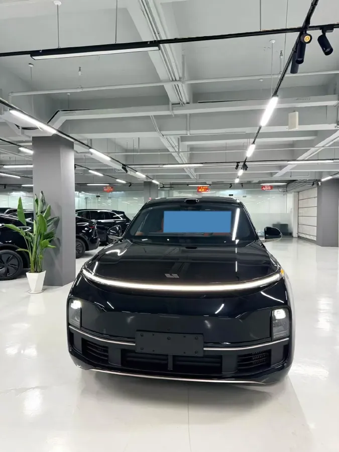 2025 Li L9 Range Extended 154HP REEV,autocango,china used car exporter,china ev exporter,chinese used car exporter,chinese used ev exporter