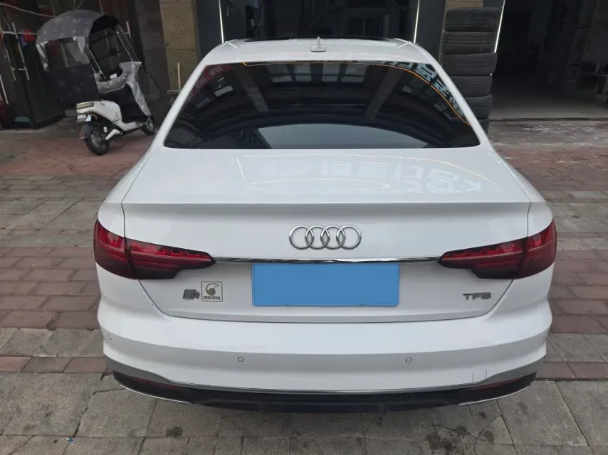 2020 Audi A4L 2.0T 190HP L4 7DCT,autocango,china used car exporter,china ev exporter,chinese used car exporter,chinese used ev exporter