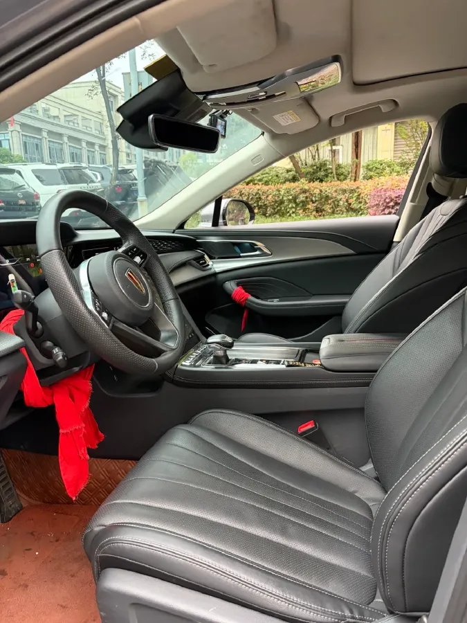 2023 HongQi H5 2.0T 224HP L4 8AT,autocango,china used car exporter,china ev exporter,chinese used car exporter,chinese used ev exporter