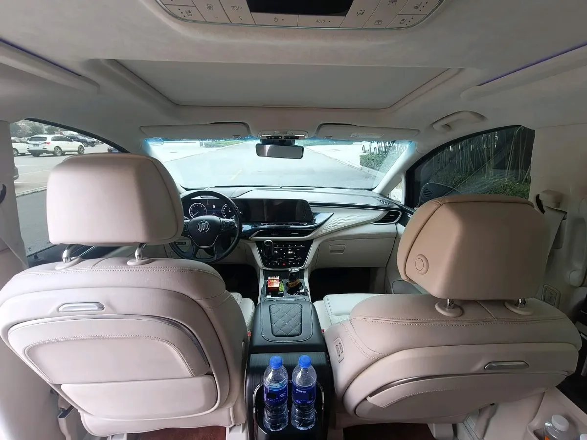 2021 Buick GL8 2.0T 237HP L4 9AT,autocango,china used car exporter,china ev exporter,chinese used car exporter,chinese used ev exporter
