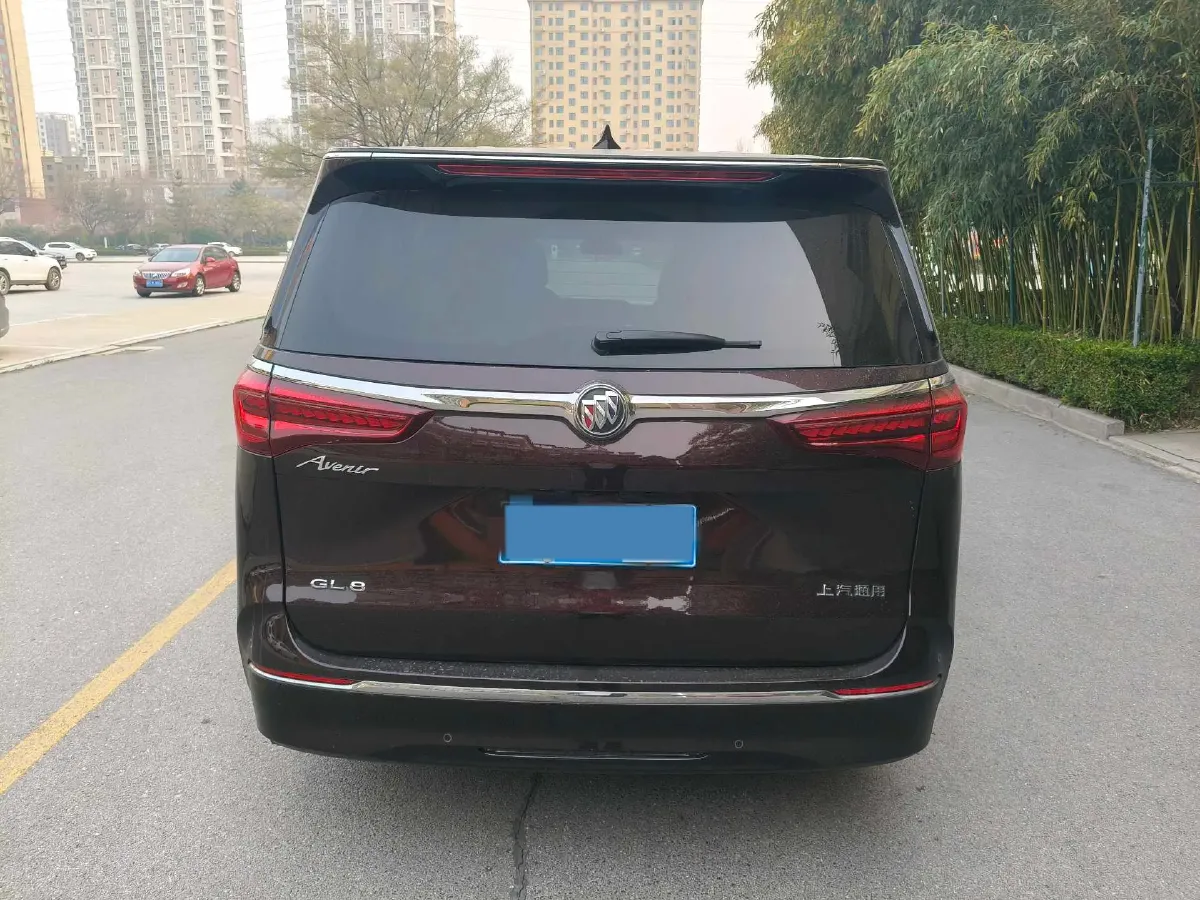 2021 Buick GL8 2.0T 237HP L4 9AT,autocango,china used car exporter,china ev exporter,chinese used car exporter,chinese used ev exporter