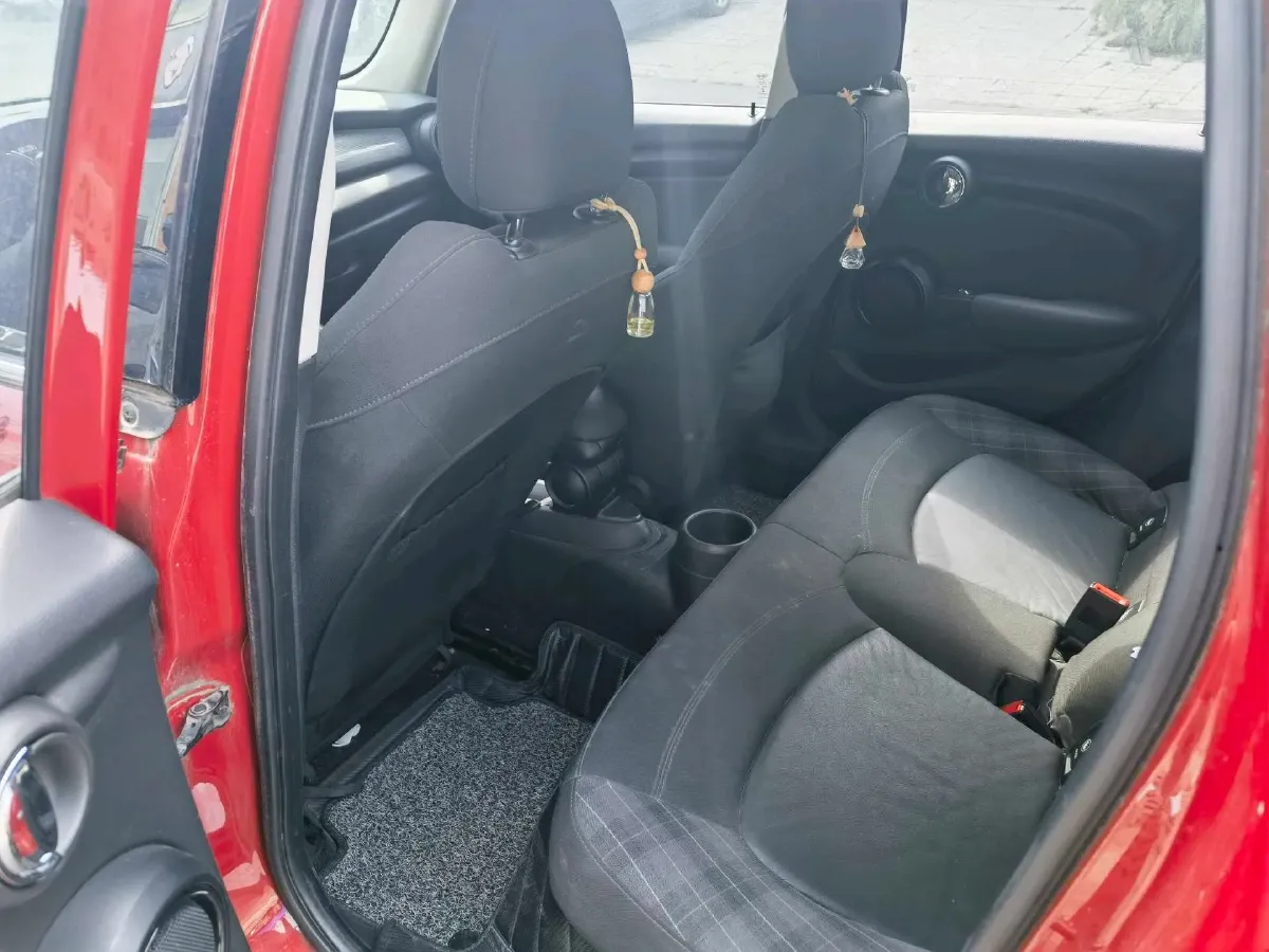 2018 MINI MINI 1.5T 136HP L3 6AT,autocango,china used car exporter,china ev exporter,chinese used car exporter,chinese used ev exporter