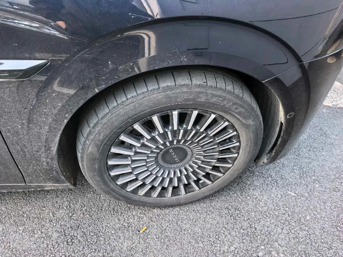 2022 Zeekr 009 BEV 116KWH,autocango,china used car exporter,china ev exporter,chinese used car exporter,chinese used ev exporter