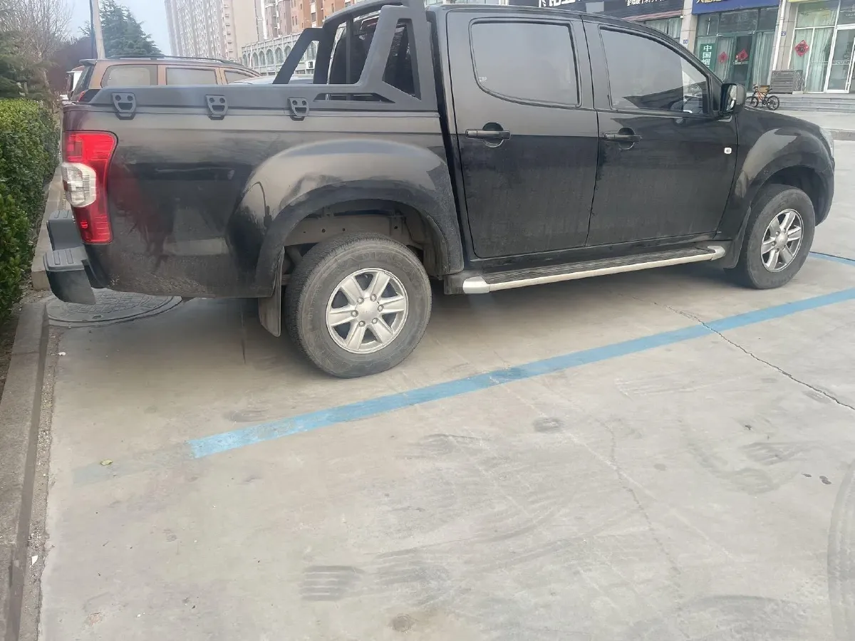 2020 Isuzu RE-MAX Jim 2.8T 120HP L4 5MT,autocango,china used car exporter,china ev exporter,chinese used car exporter,chinese used ev exporter