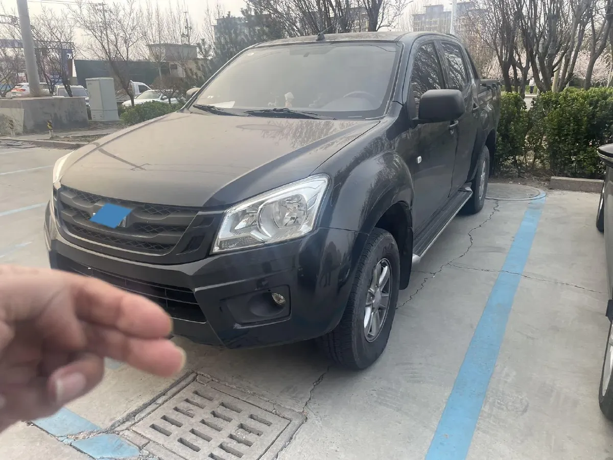 2020 Isuzu RE-MAX Jim 2.8T 120HP L4 5MT,autocango,china used car exporter,china ev exporter,chinese used car exporter,chinese used ev exporter
