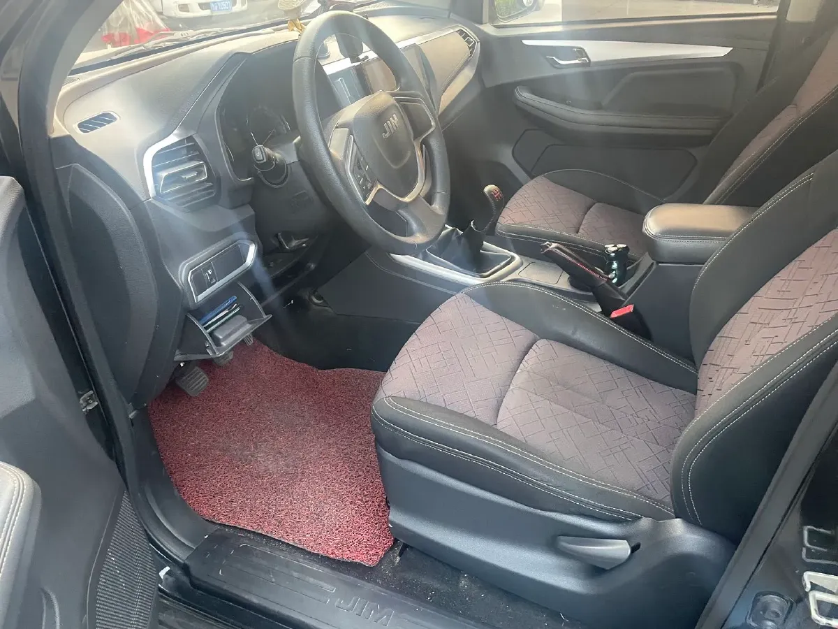 2020 Isuzu RE-MAX Jim 2.8T 120HP L4 5MT,autocango,china used car exporter,china ev exporter,chinese used car exporter,chinese used ev exporter