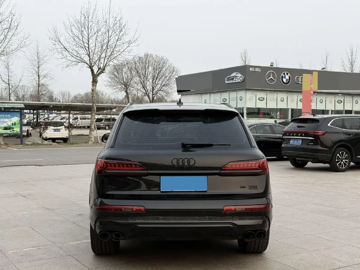 2021 Audi Q7 3.0T 340HP V6 8AT,autocango,china used car exporter,china ev exporter,chinese used car exporter,chinese used ev exporter