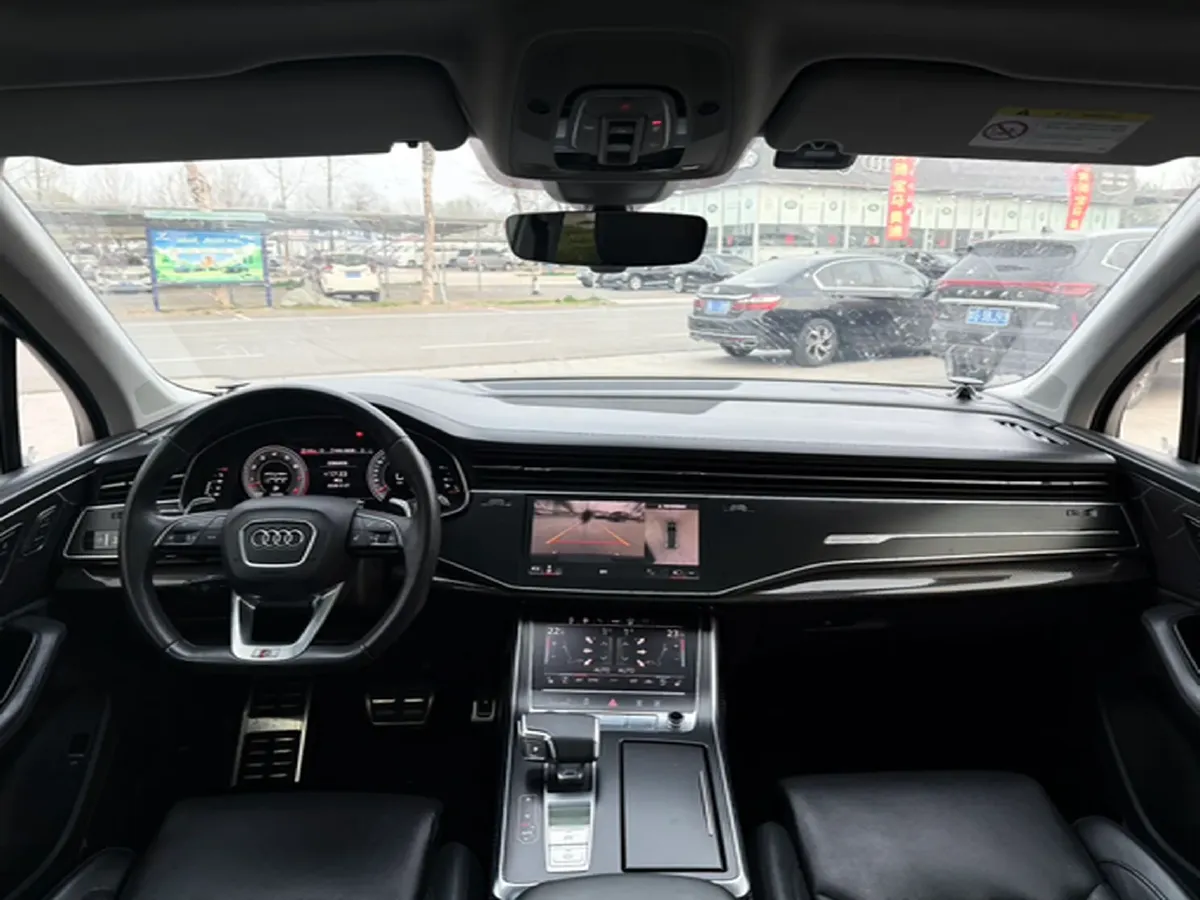 2021 Audi Q7 3.0T 340HP V6 8AT,autocango,china used car exporter,china ev exporter,chinese used car exporter,chinese used ev exporter