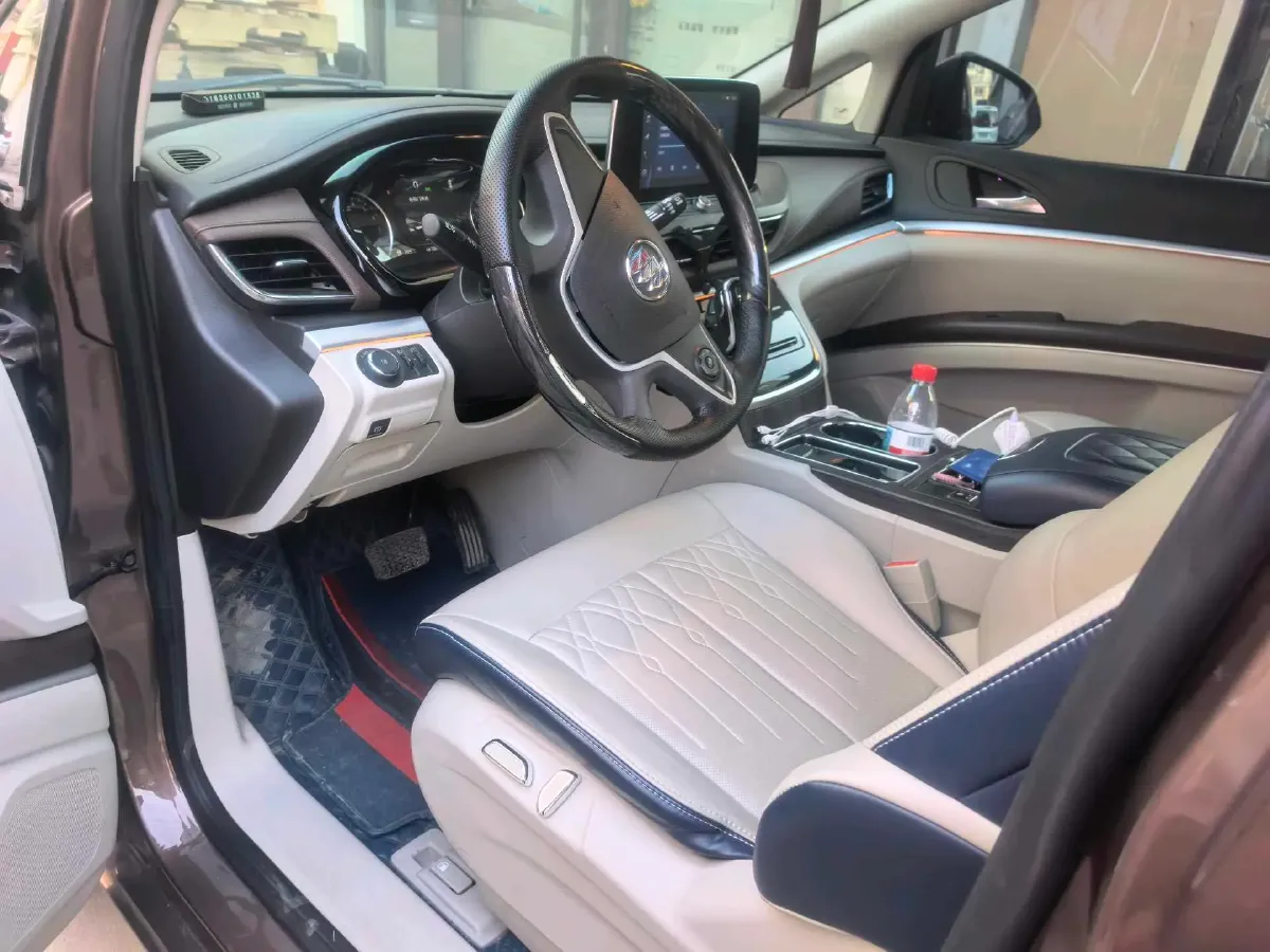 2022 Buick GL8 2.0T 237HP L4 9AT,autocango,china used car exporter,china ev exporter,chinese used car exporter,chinese used ev exporter