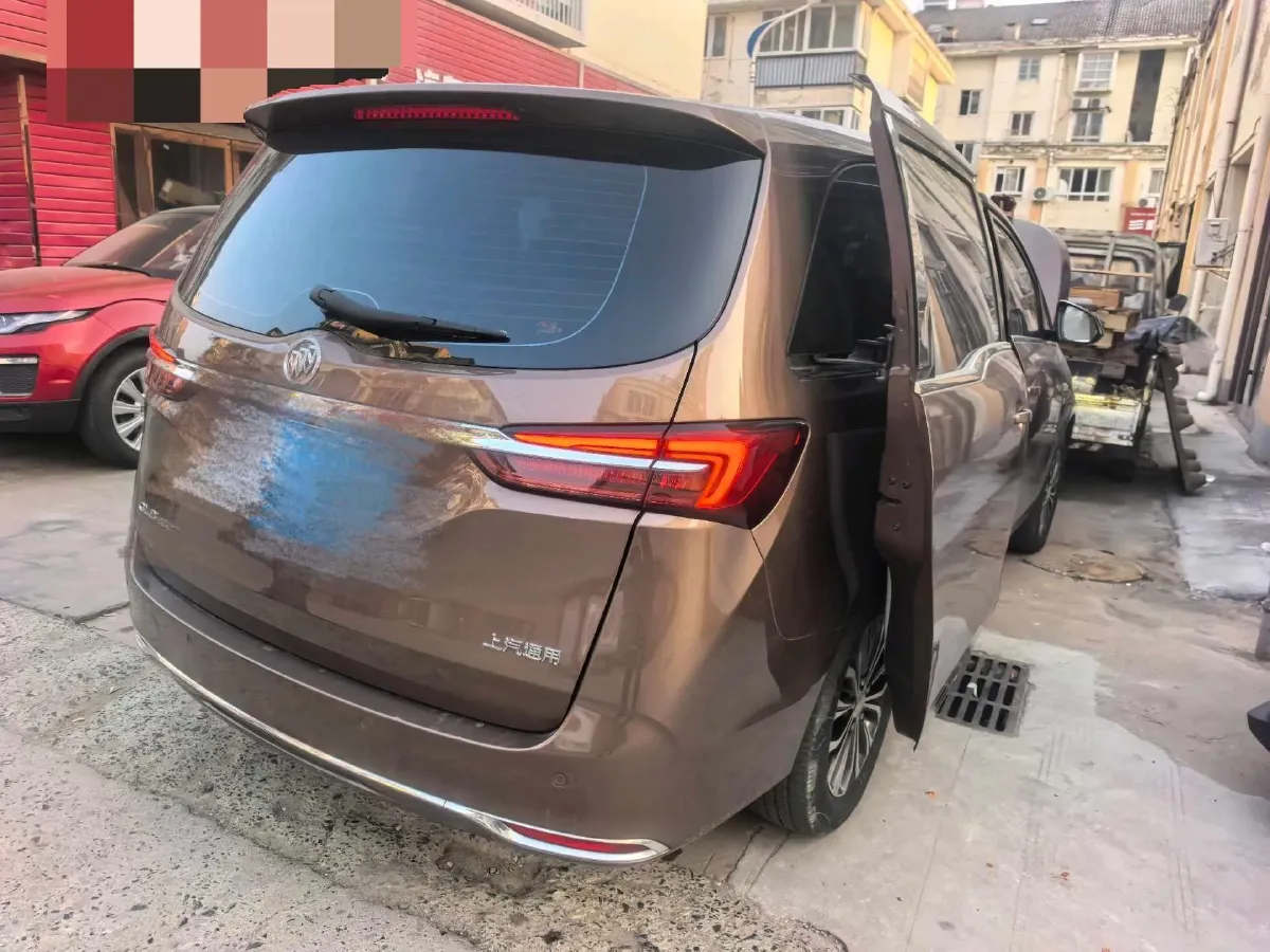 2022 Buick GL8 2.0T 237HP L4 9AT,autocango,china used car exporter,china ev exporter,chinese used car exporter,chinese used ev exporter