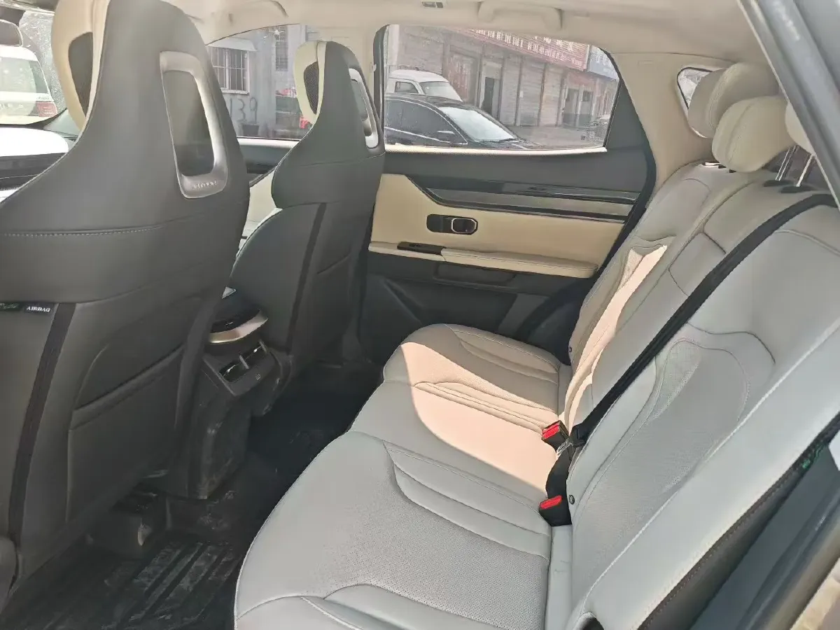 2022 Jetour DASHING 1.6T 197HP L4 7DCT,autocango,china used car exporter,china ev exporter,chinese used car exporter,chinese used ev exporter