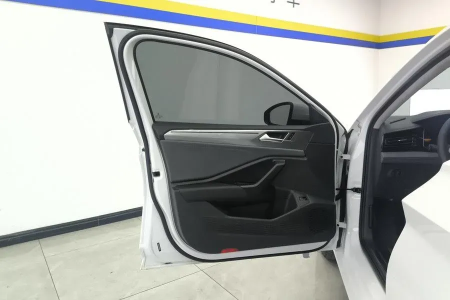 2024 Volkswagen Sagitar 1.2T 116HP L4 7DCT,autocango,china used car exporter,china ev exporter,chinese used car exporter,chinese used ev exporter