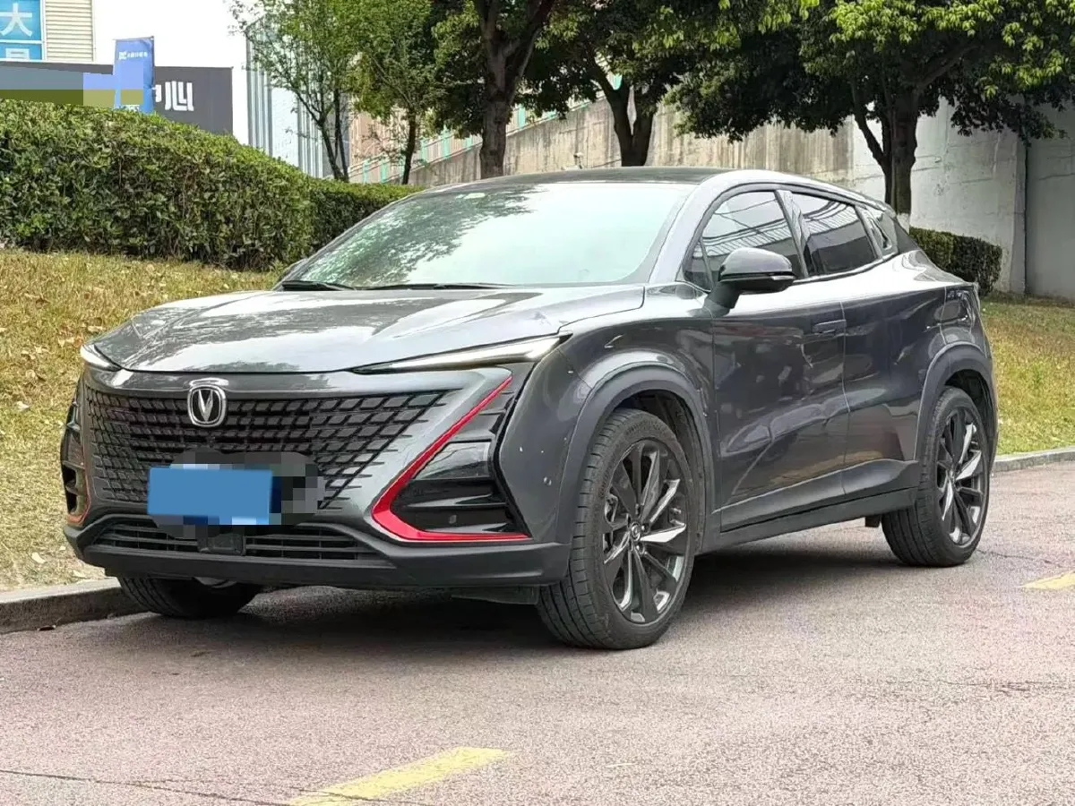 2021 ChangAn UNI-T 1.5T 180HP L4 7DCT,autocango,china used car exporter,china ev exporter,chinese used car exporter,chinese used ev exporter