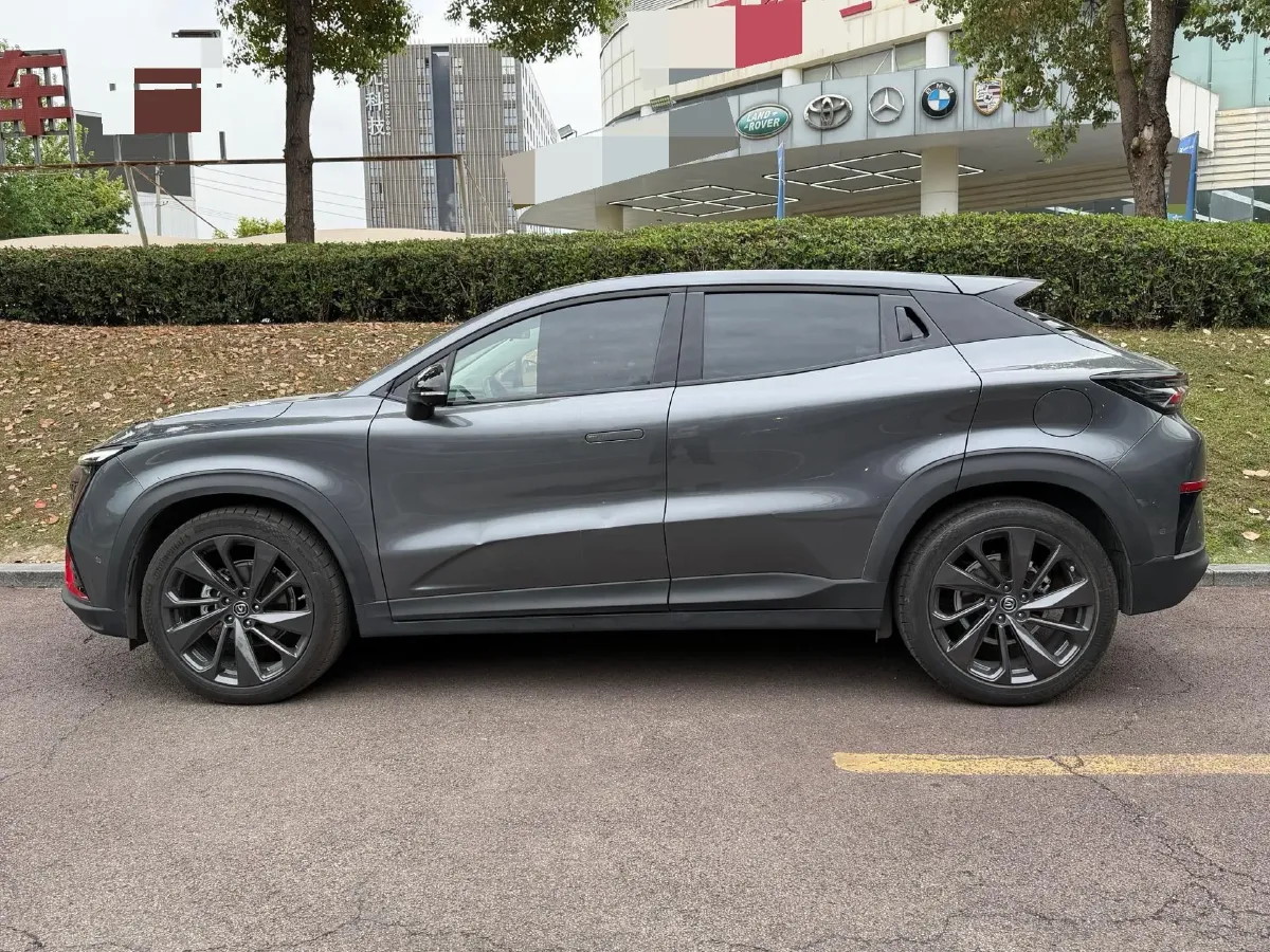 2021 ChangAn UNI-T 1.5T 180HP L4 7DCT,autocango,china used car exporter,china ev exporter,chinese used car exporter,chinese used ev exporter