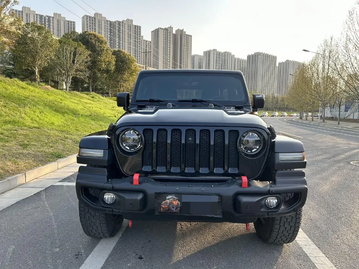2018 Jeep Wrangler 2.0T 266HP L4 8AT,autocango,china used car exporter,china ev exporter,chinese used car exporter,chinese used ev exporter