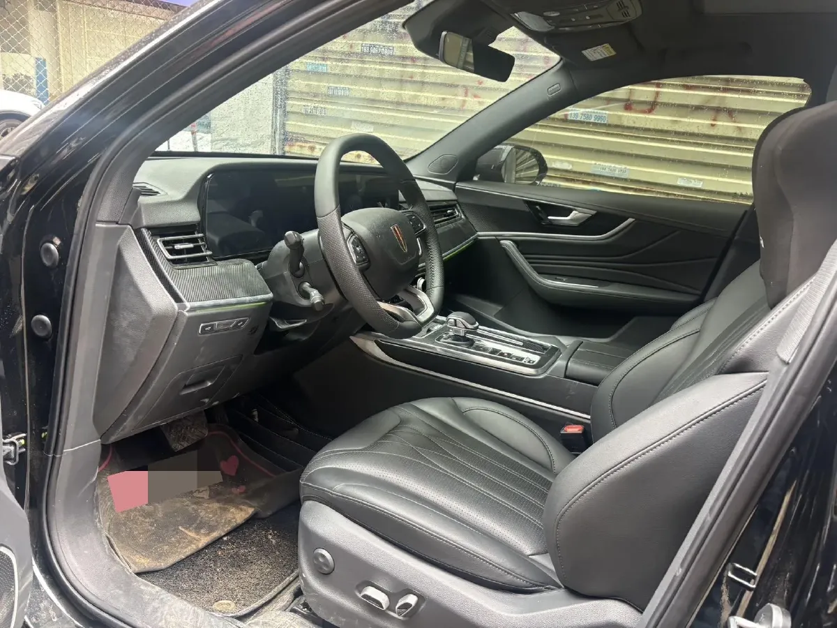 2026 HongQi HS5 2.0T 252HP L4 8AT,autocango,china used car exporter,china ev exporter,chinese used car exporter,chinese used ev exporter