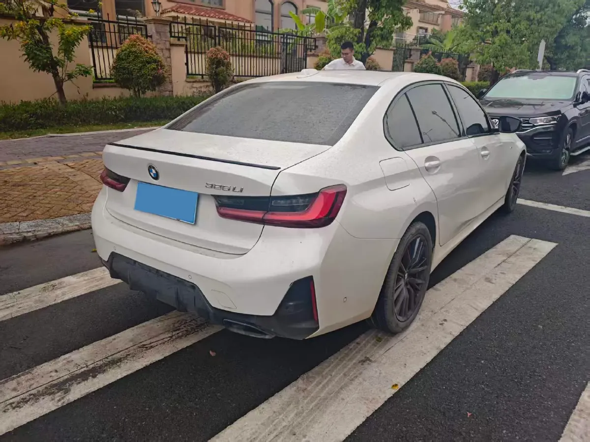 2024 BMW 3 Series 2.0T 184HP L4 8AT,autocango,china used car exporter,china ev exporter,chinese used car exporter,chinese used ev exporter