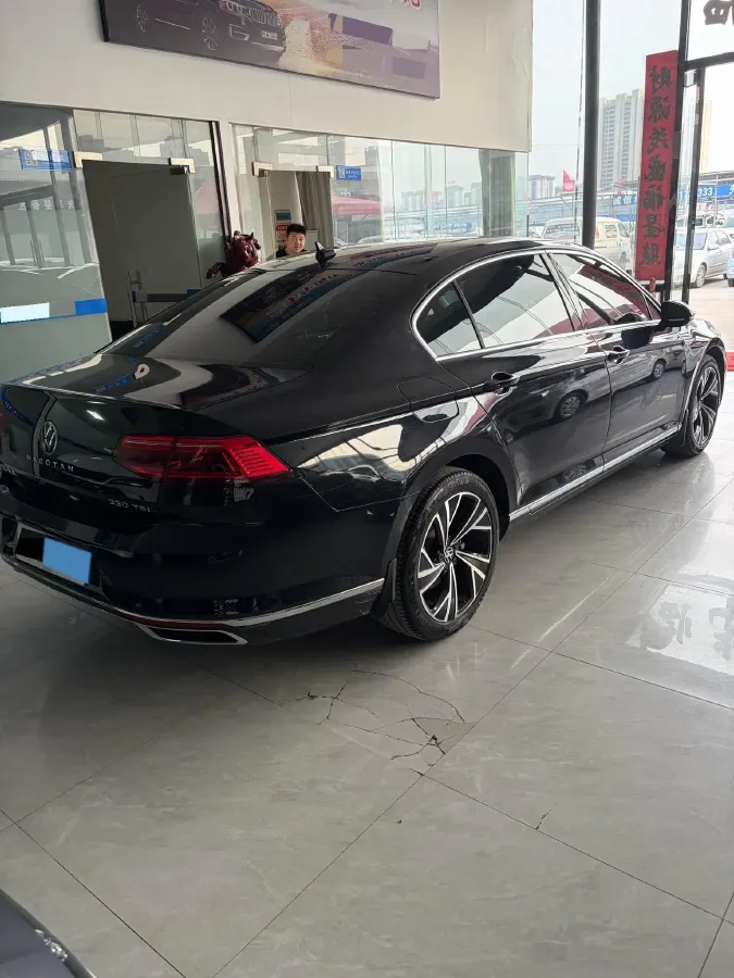 2020 Volkswagen Magotan 2.0T 186HP L4 7DCT,autocango,china used car exporter,china ev exporter,chinese used car exporter,chinese used ev exporter