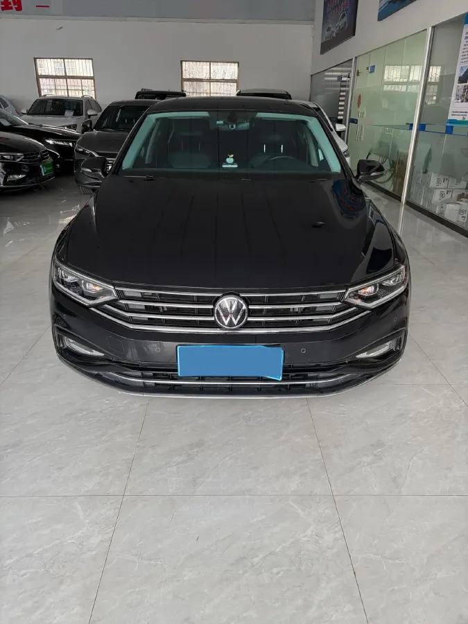2020 Volkswagen Magotan 2.0T 186HP L4 7DCT,autocango,china used car exporter,china ev exporter,chinese used car exporter,chinese used ev exporter