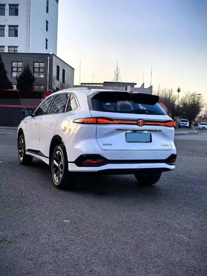 2025 ChangAn CS75 Plus 1.5T 192HP L4 8AT,autocango,china used car exporter,china ev exporter,chinese used car exporter,chinese used ev exporter