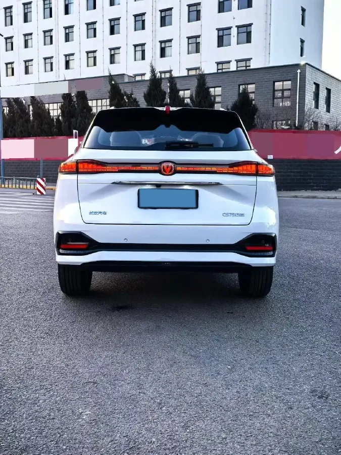 2025 ChangAn CS75 Plus 1.5T 192HP L4 8AT,autocango,china used car exporter,china ev exporter,chinese used car exporter,chinese used ev exporter