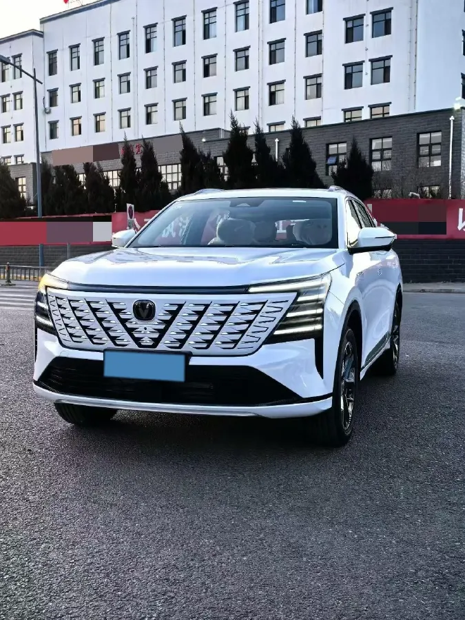 2025 ChangAn CS75 Plus 1.5T 192HP L4 8AT,autocango,china used car exporter,china ev exporter,chinese used car exporter,chinese used ev exporter