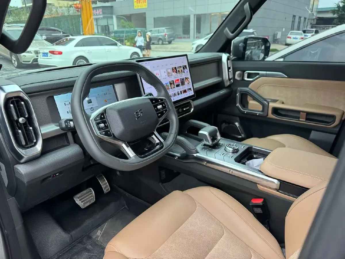 2023 Jetour Traveller 2.0T 254HP L4 7DCT,autocango,china used car exporter,china ev exporter,chinese used car exporter,chinese used ev exporter