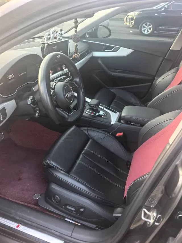 2022 Audi A4L 2.0T 190HP L4 7DCT,autocango,china used car exporter,china ev exporter,chinese used car exporter,chinese used ev exporter