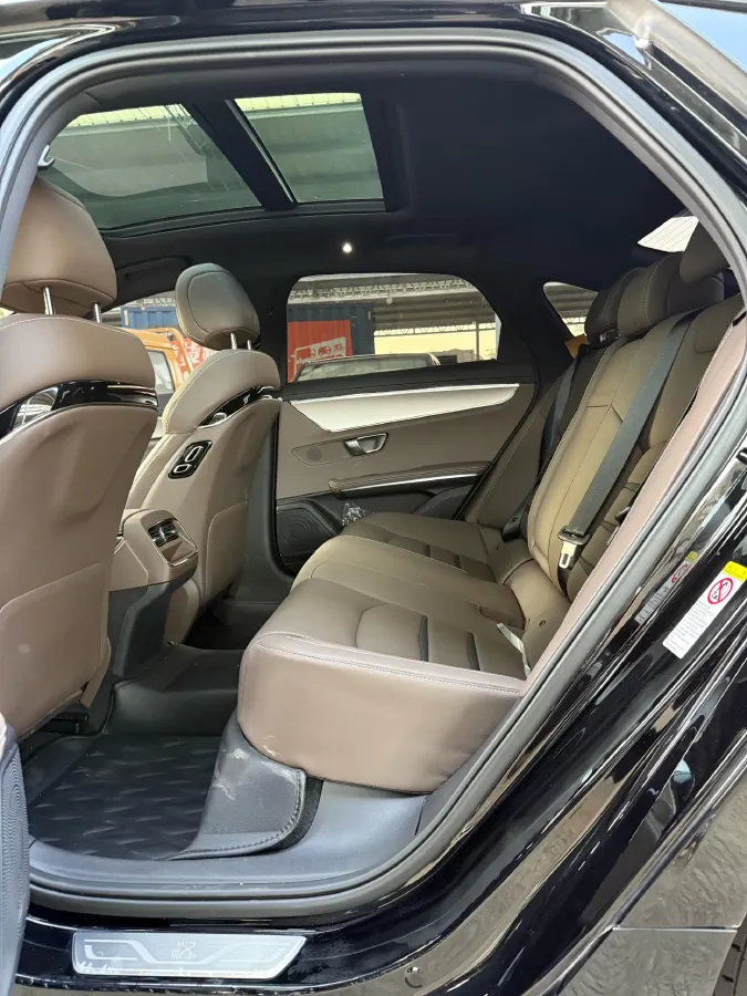 2020 WEY VV7 2.0T 227HP L4 7DCT PHEV,autocango,china used car exporter,china ev exporter,chinese used car exporter,chinese used ev exporter