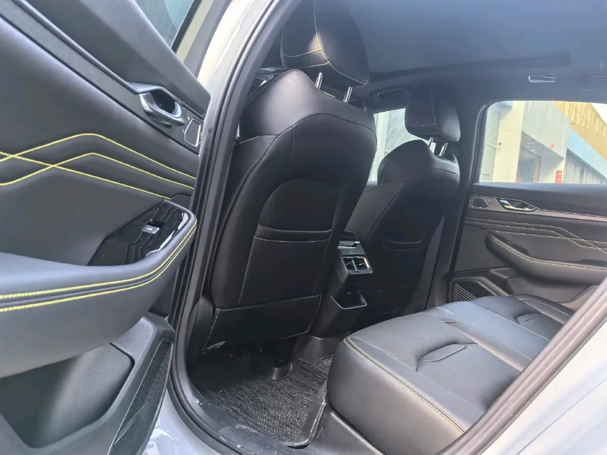 2023 Geely Preface 1.5T 181HP L4 7DCT,autocango,china used car exporter,china ev exporter,chinese used car exporter,chinese used ev exporter