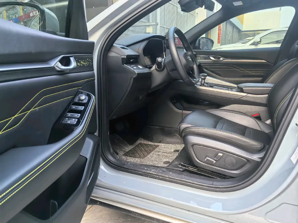 2023 Geely Preface 1.5T 181HP L4 7DCT,autocango,china used car exporter,china ev exporter,chinese used car exporter,chinese used ev exporter