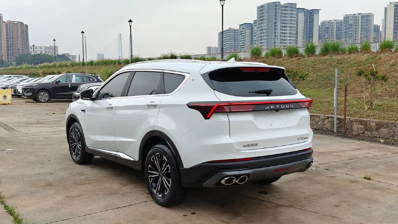 2022 Jetour X70 Plus 1.5T 156HP L4 CVT,autocango,china used car exporter,china ev exporter,chinese used car exporter,chinese used ev exporter