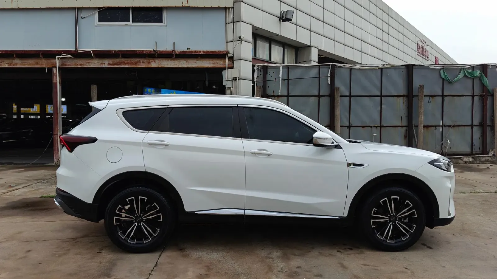 2022 Jetour X70 Plus 1.5T 156HP L4 CVT,autocango,china used car exporter,china ev exporter,chinese used car exporter,chinese used ev exporter