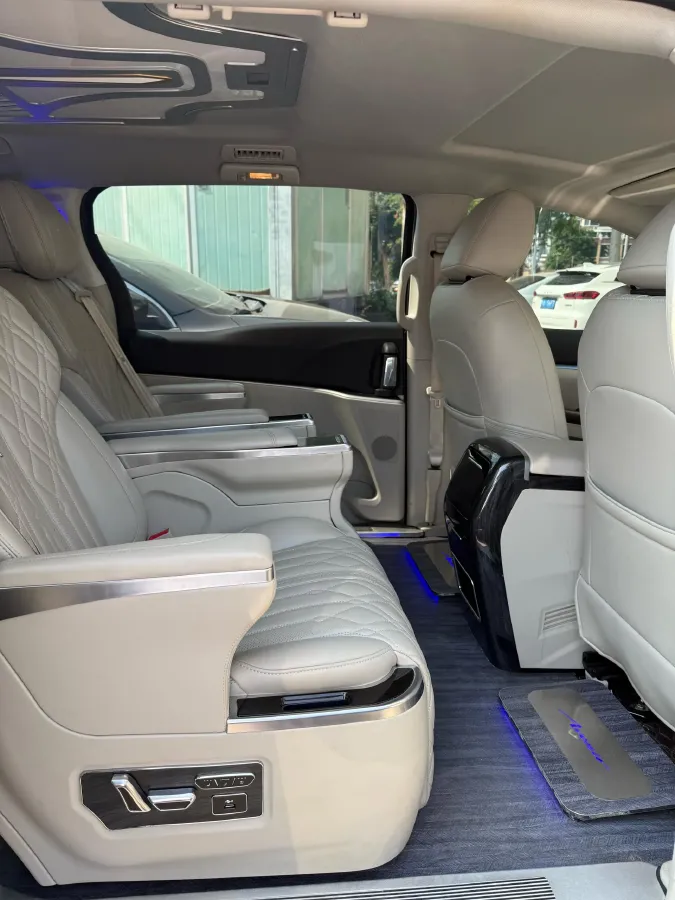 2023 Buick GL8 2.0T 237HP L4 9AT,autocango,china used car exporter,china ev exporter,chinese used car exporter,chinese used ev exporter