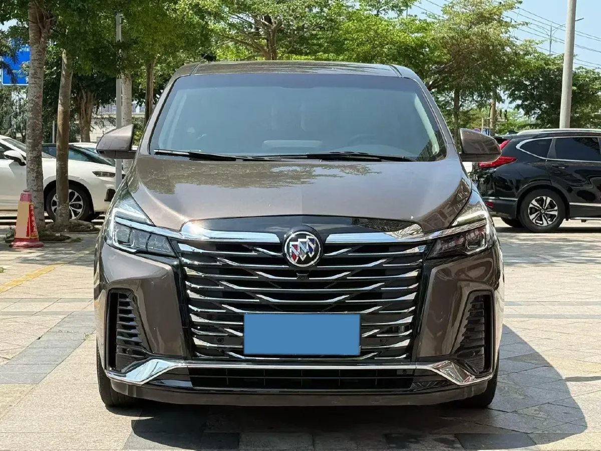 2023 Buick GL8 2.0T 237HP L4 9AT,autocango,china used car exporter,china ev exporter,chinese used car exporter,chinese used ev exporter