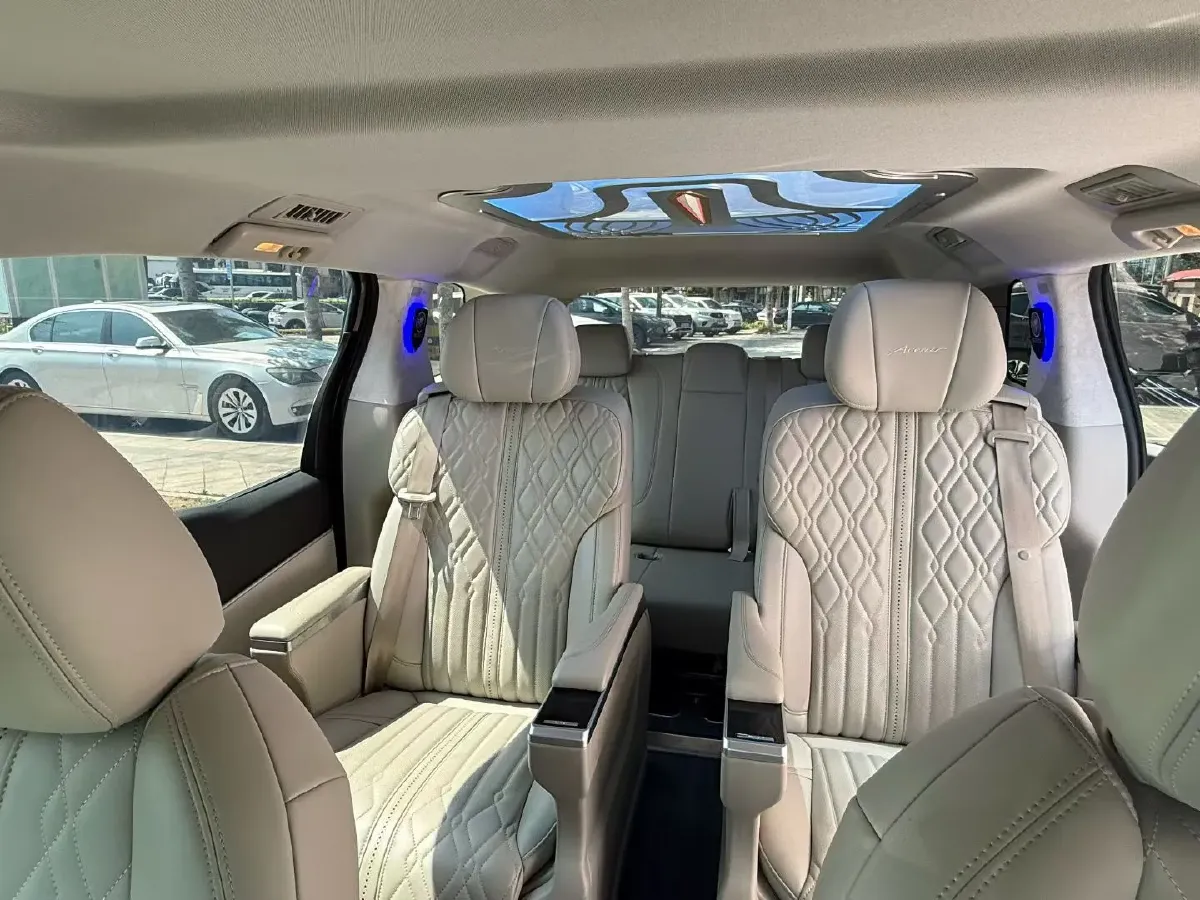 2023 Buick GL8 2.0T 237HP L4 9AT,autocango,china used car exporter,china ev exporter,chinese used car exporter,chinese used ev exporter