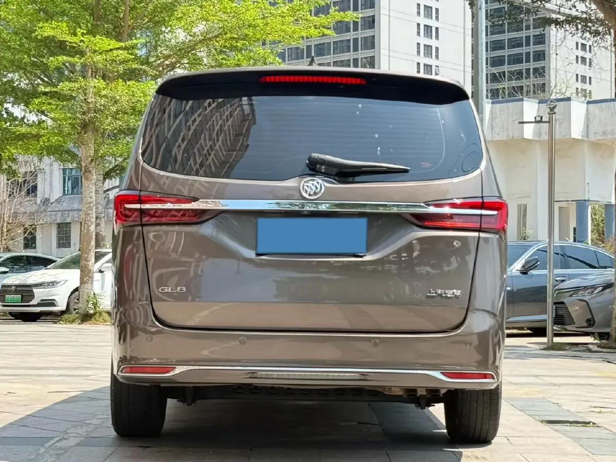 2023 Buick GL8 2.0T 237HP L4 9AT,autocango,china used car exporter,china ev exporter,chinese used car exporter,chinese used ev exporter