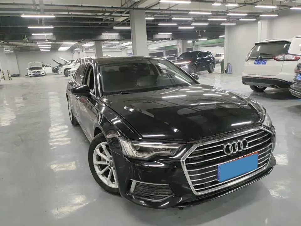 2020 Audi A6L 2.0T 190HP L4 7DCT,autocango,china used car exporter,china ev exporter,chinese used car exporter,chinese used ev exporter