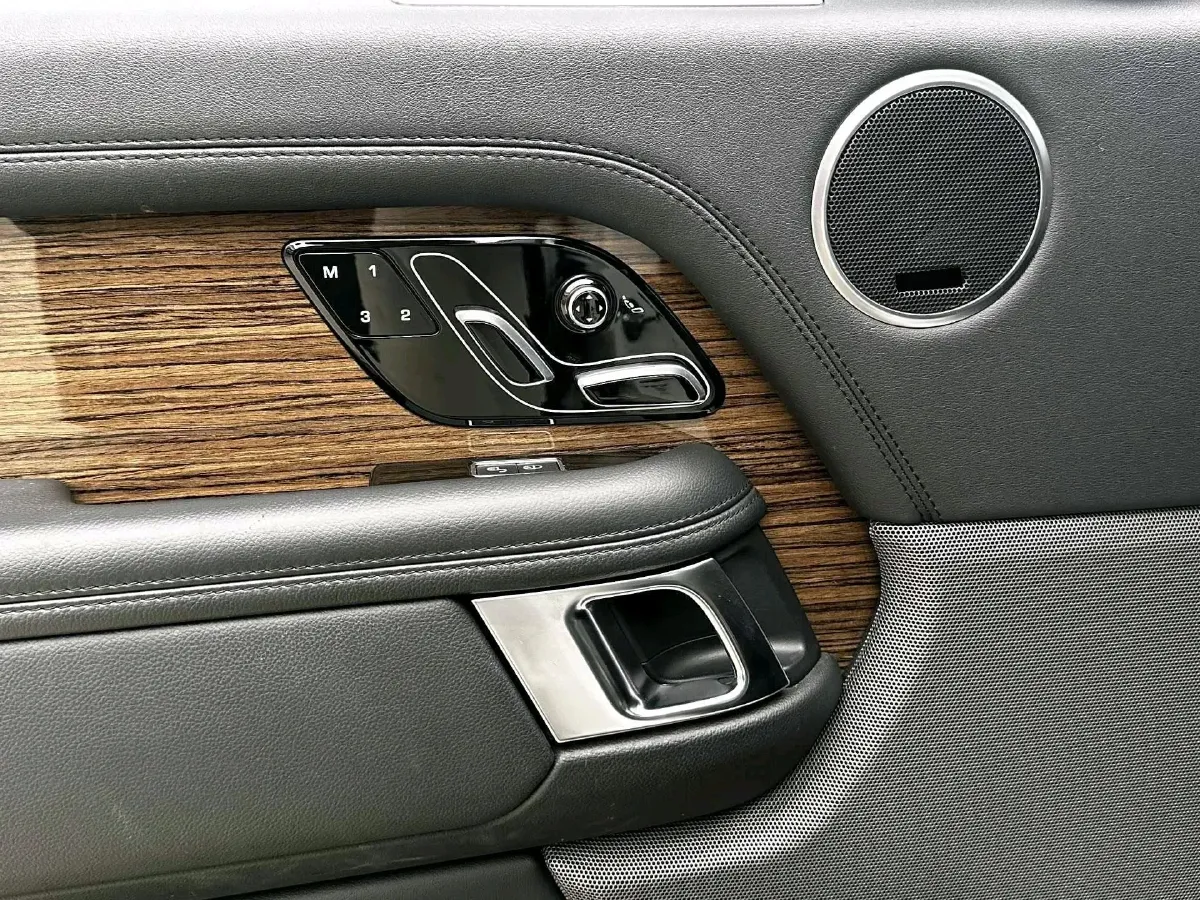 2018 Land Rover Range Rover 3.0T 340HP V6 8AT,autocango,china used car exporter,china ev exporter,chinese used car exporter,chinese used ev exporter