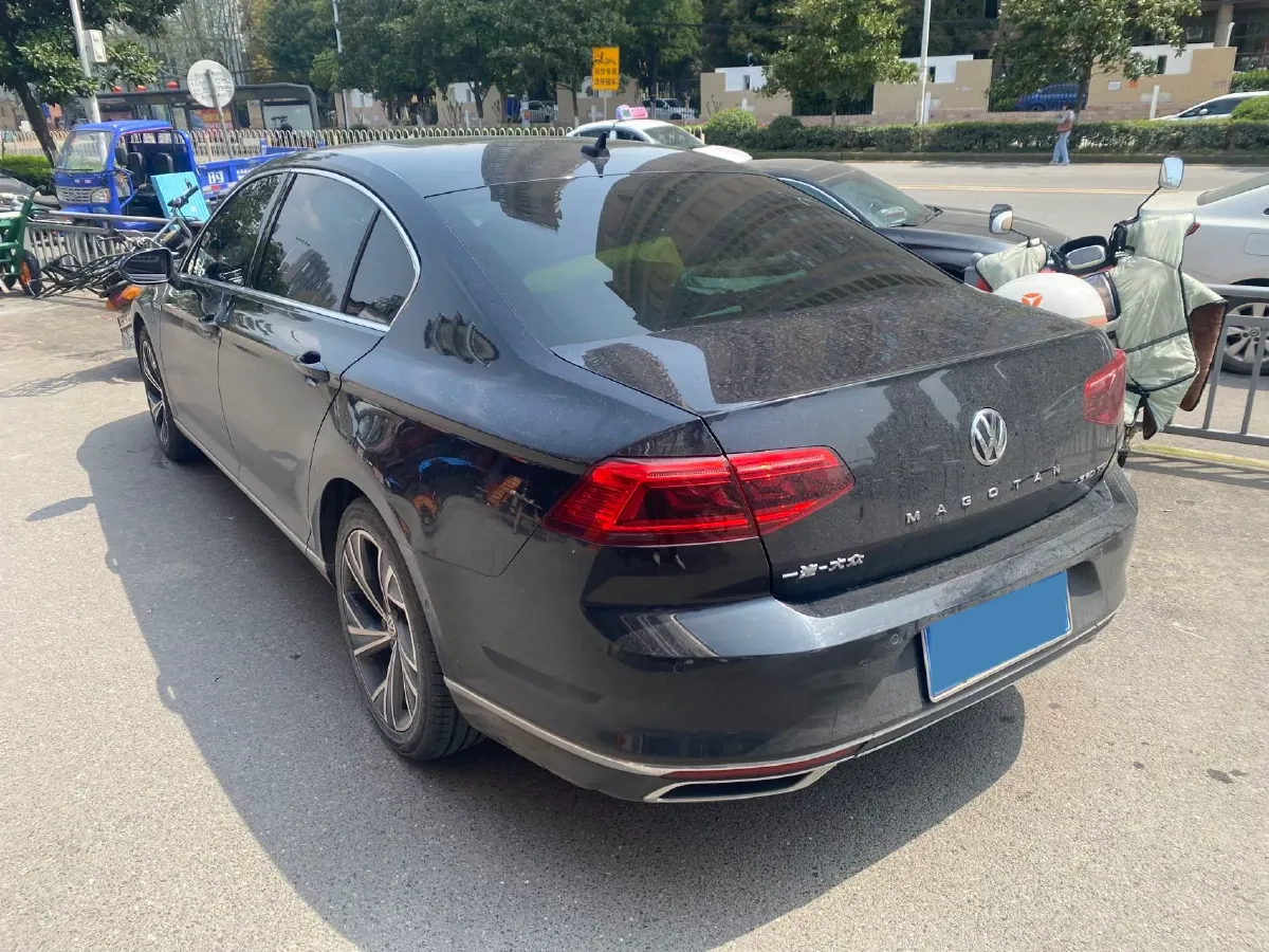2020 Volkswagen Magotan 2.0T 186HP L4 7DCT,autocango,china used car exporter,china ev exporter,chinese used car exporter,chinese used ev exporter