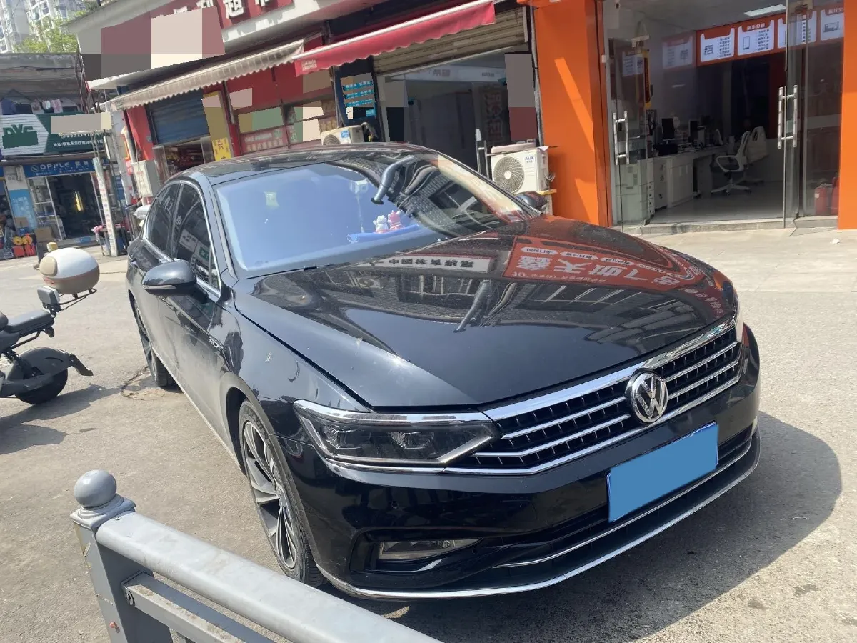 2020 Volkswagen Magotan 2.0T 186HP L4 7DCT,autocango,china used car exporter,china ev exporter,chinese used car exporter,chinese used ev exporter