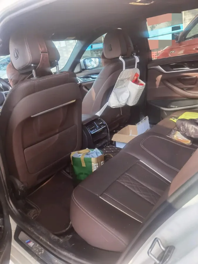 2021 BMW 5 Series 2.0T 184HP L4 8AT,autocango,china used car exporter,china ev exporter,chinese used car exporter,chinese used ev exporter