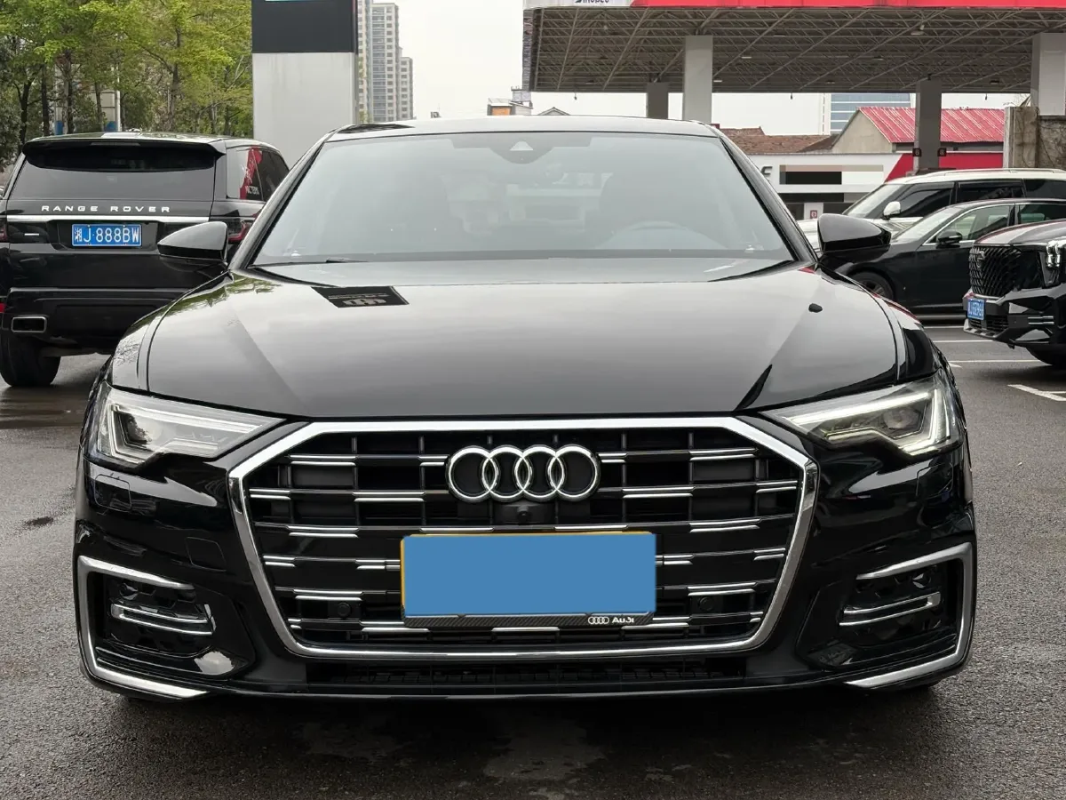 2023 Audi A6L 2.0T 245HP L4 7DCT,autocango,china used car exporter,china ev exporter,chinese used car exporter,chinese used ev exporter