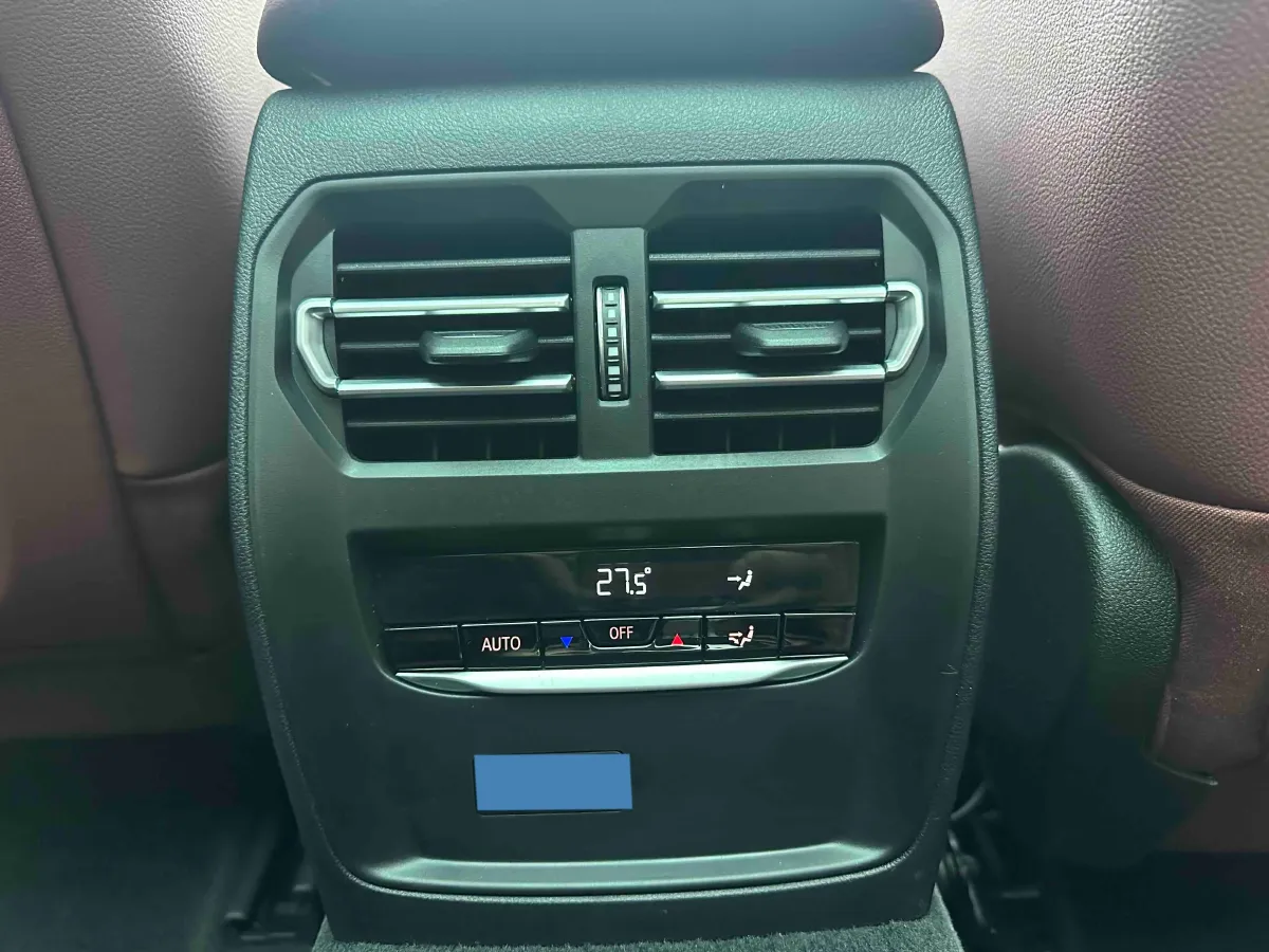 2023 BMW 3 Series 2.0T 156HP L4 8AT,autocango,china used car exporter,china ev exporter,chinese used car exporter,chinese used ev exporter