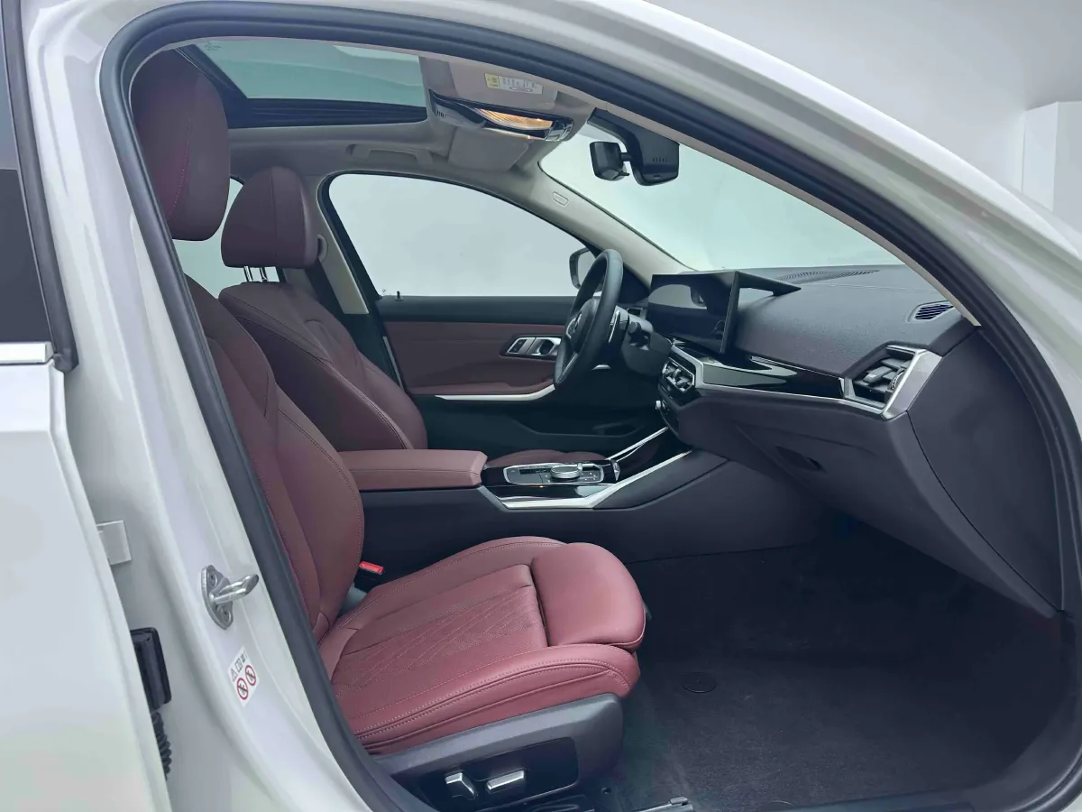 2023 BMW 3 Series 2.0T 156HP L4 8AT,autocango,china used car exporter,china ev exporter,chinese used car exporter,chinese used ev exporter